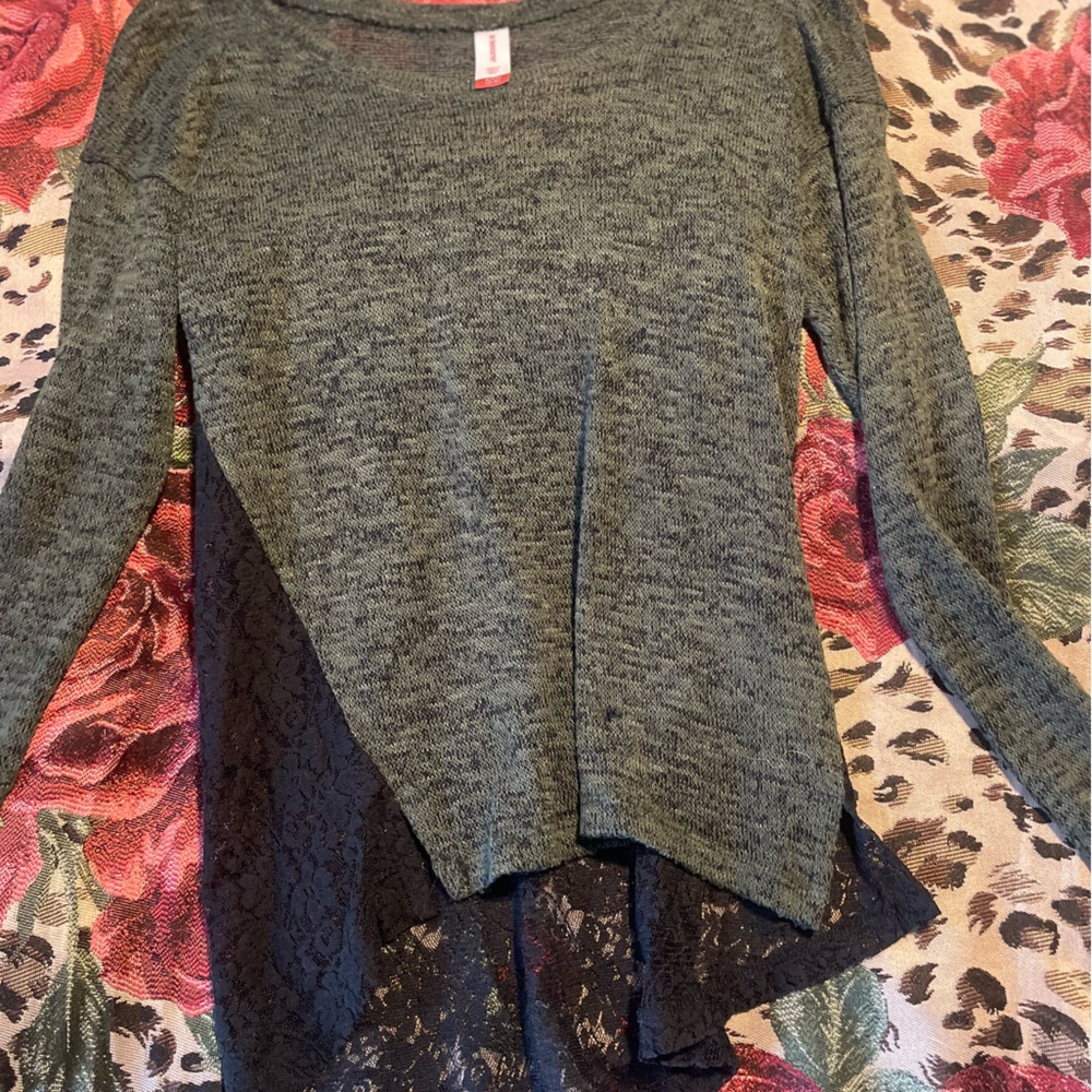 Dark green lace long sleeve too